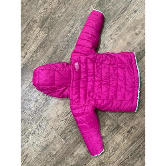 The North Face Infant Girls Reversible Mossbud Swirl Hooded Jacket Pink 6-12MO - Picture 5 of 8